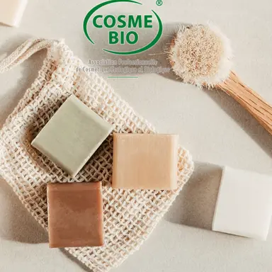 Cosmétiques lavants solides : Cosmébio pointe une fausse bonne idée