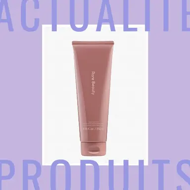 Rare Beauty imagine un Gel Douche Exfoliant Doux à la gelée de Konjac