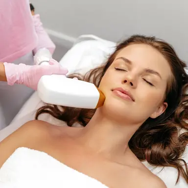 Le boom des cosmétiques "accompagnateurs" de procédures esthétiques